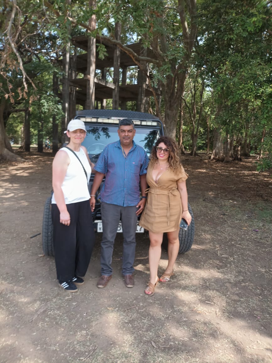 A Minoli Lanka Tours guest moment in Sri Lanka 1